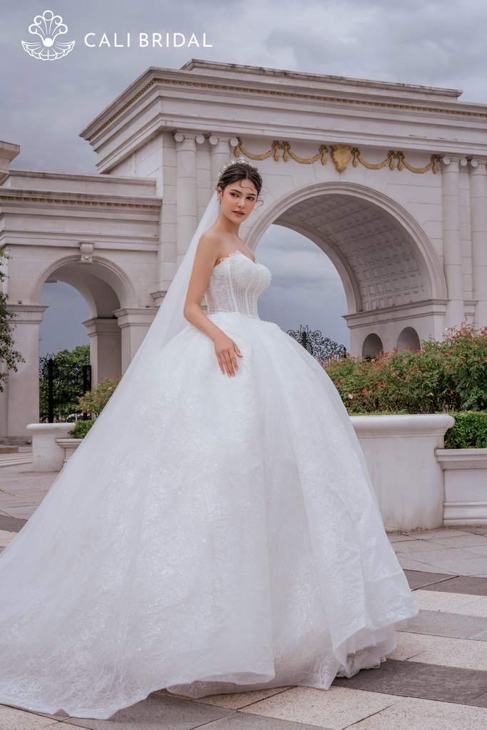eliesdamcuoi  Đầm cưới phom Hàn Quốc nhẹ nhàng tình giản cho cô dâu hiện  đại váy cưới ngắn chất liệu Phi Hàn mềm mịn  Deal Xu Hướng Giảm 50 Nhiều  Sản Phẩm