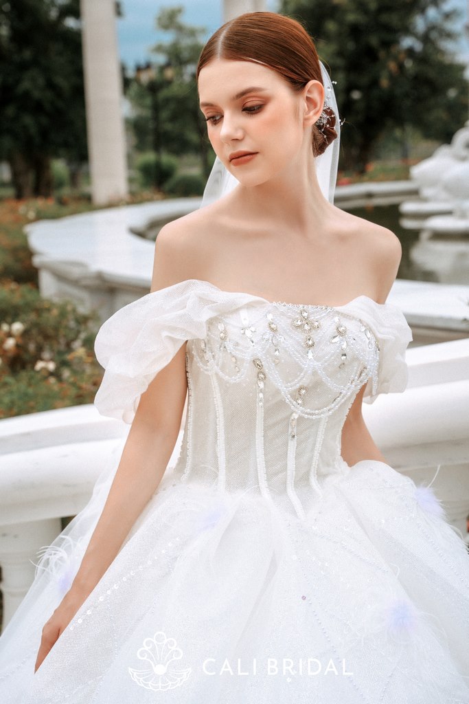 50 Mẫu váy cưới hot nhất 2022 cho các cô dâu xinh đẹp